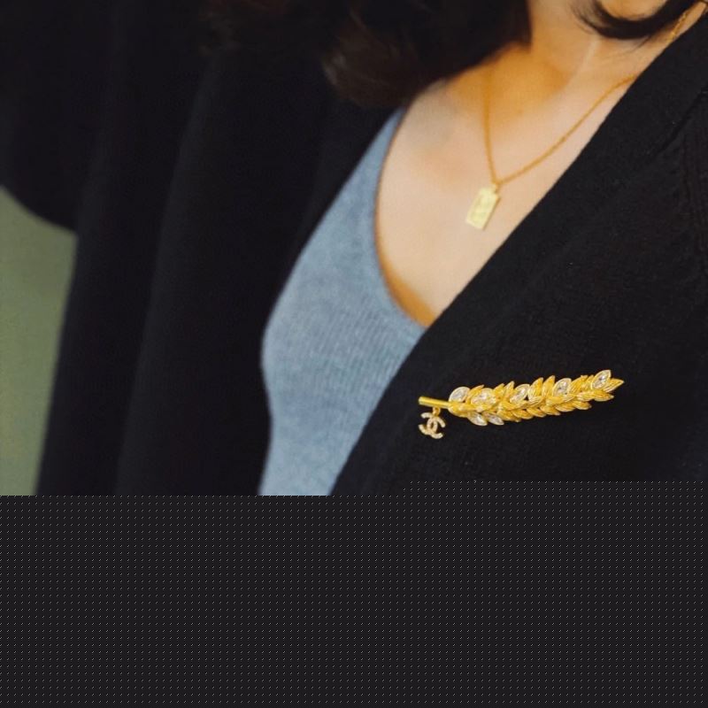Ch*el necklaces